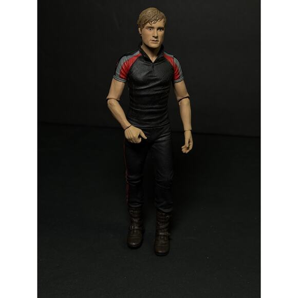NECA Hunger Games Peeta Mellark Training Suit 7-Inch Series 2 Action Figure - Picture 1 of 7